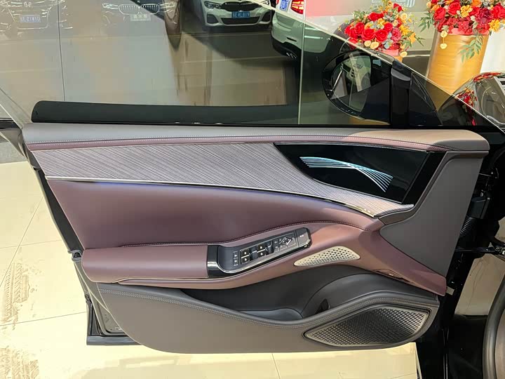 Denza Z9GT 2024 2024款 1100四驱Max版