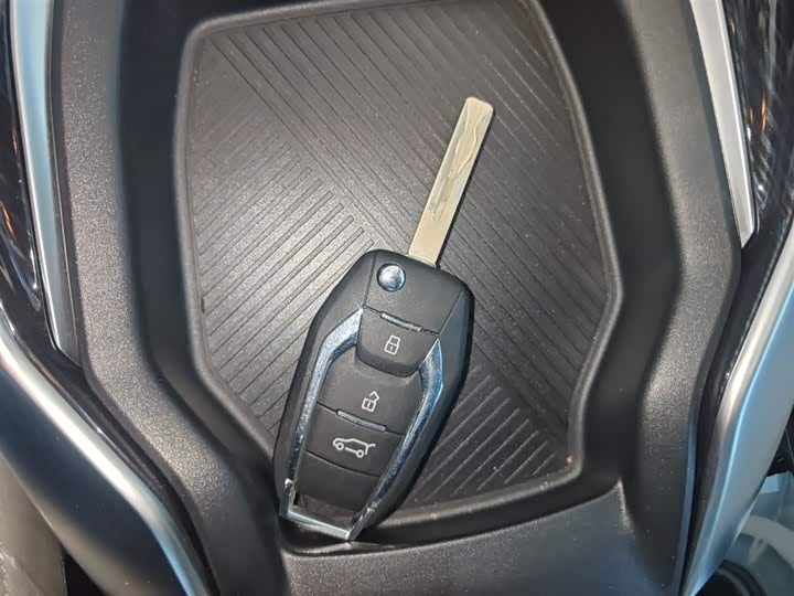 Maxus G50 2024 2024款 PLUS 1.5T 幸福推荐自动荣耀版