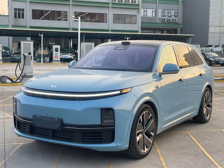 LiXiang L7 2025 2025款 Ultra 智能焕新版