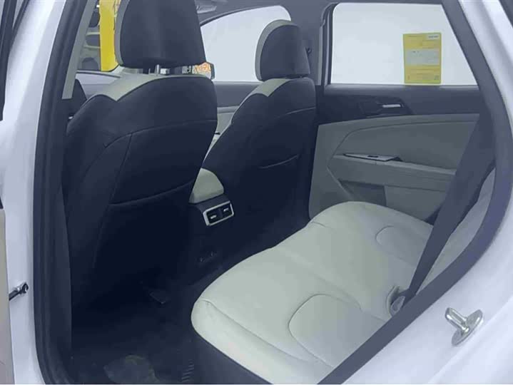 Kia Sportage 2023 2023款 1.5T 两驱尊贵版