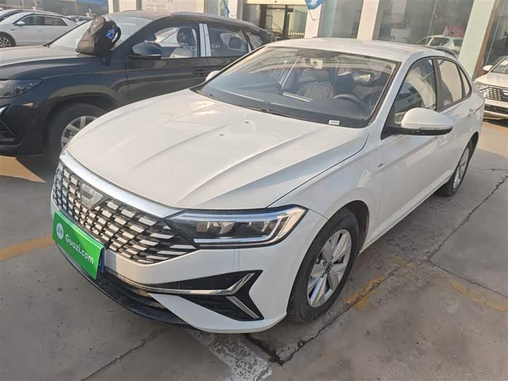 Jetta VA7 2025 2025款 1.4T 听劝版