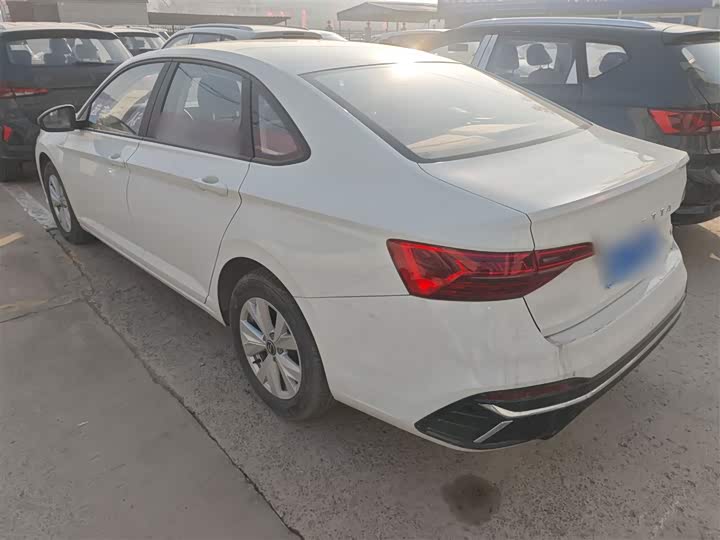 Jetta VA7 2025 2025款 1.4T 听劝版