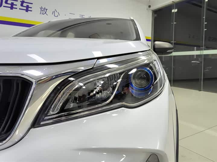 Geely Vision X3 2021 2021款 PRO 1.5L CVT尊贵型