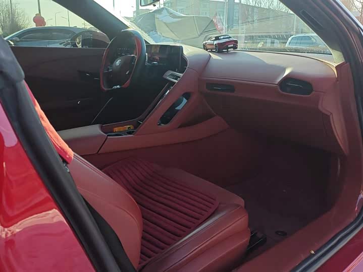 MG Motor Cyberster 2024 2024款 501km 魅力心动版