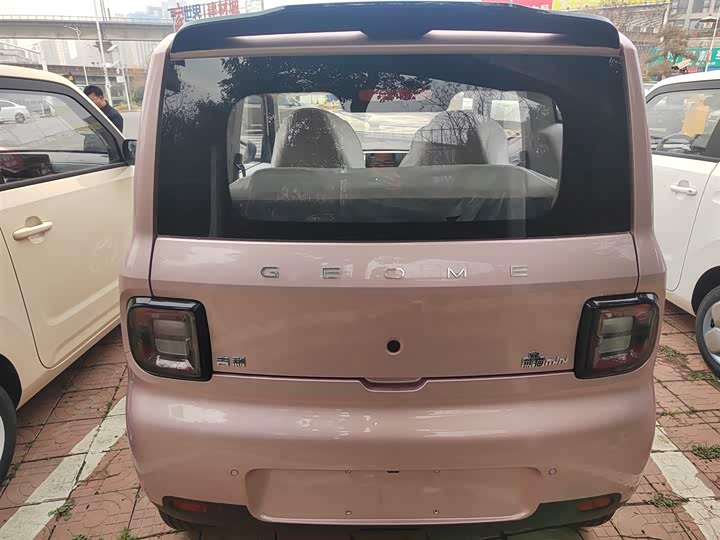 Geely Galaxy Panda Mini 2025 2025款 熊猫mini 210km 元气熊