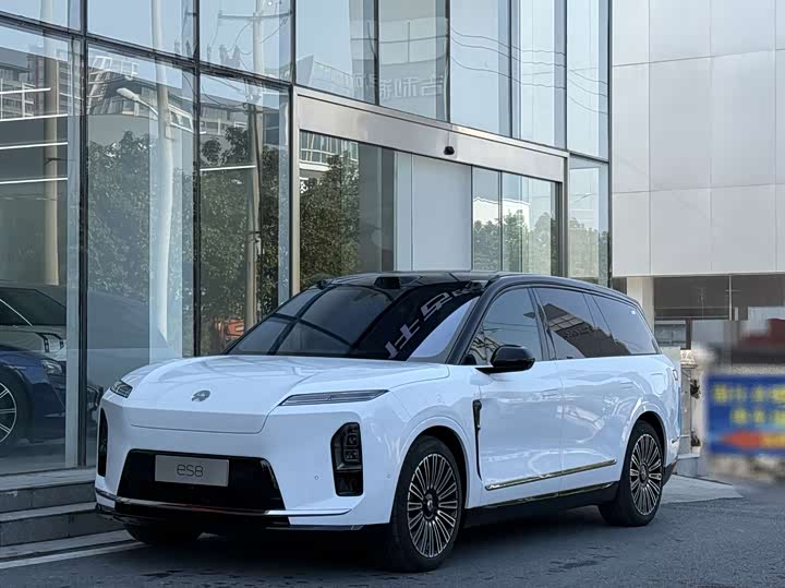 Nio ES8 2026 2026款 六座行政豪华版