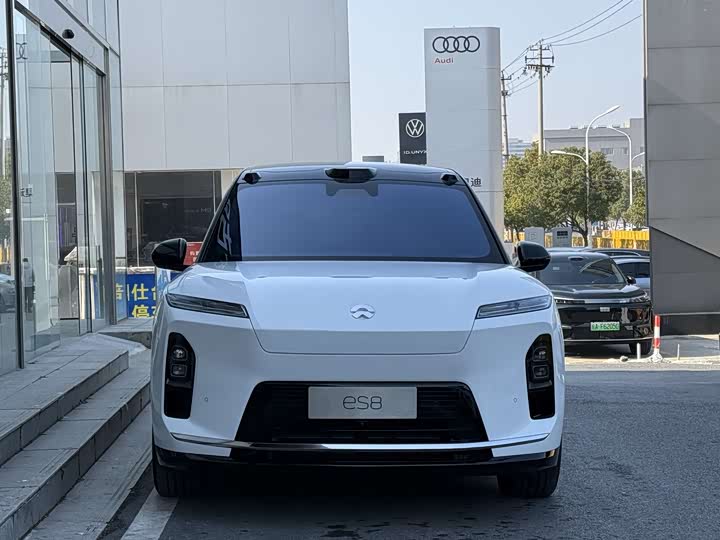 Nio ES8 2026 2026款 六座行政豪华版