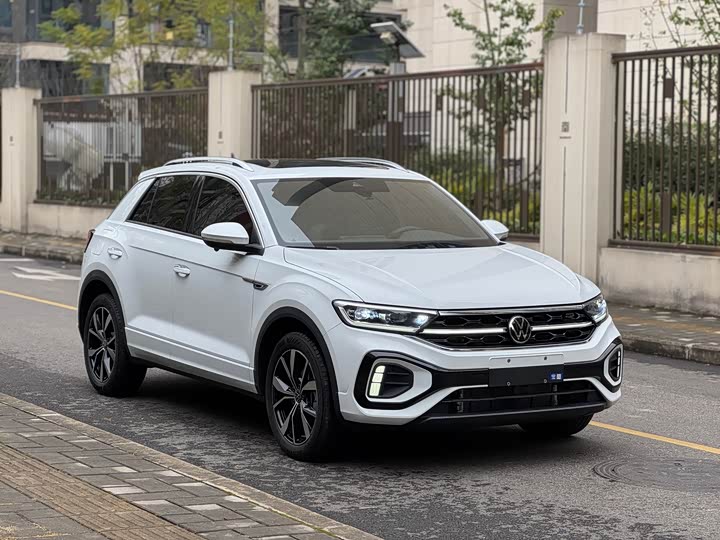 Volkswagen T-Roc 2025 2025款 300TSI DSG两驱辰光版