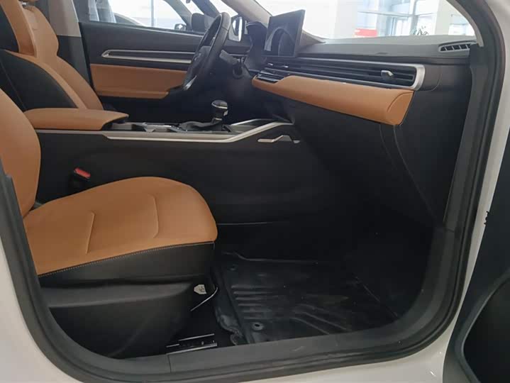 Geely Emgrand 2025 2025款 第4代 1.5L CVT旗舰型