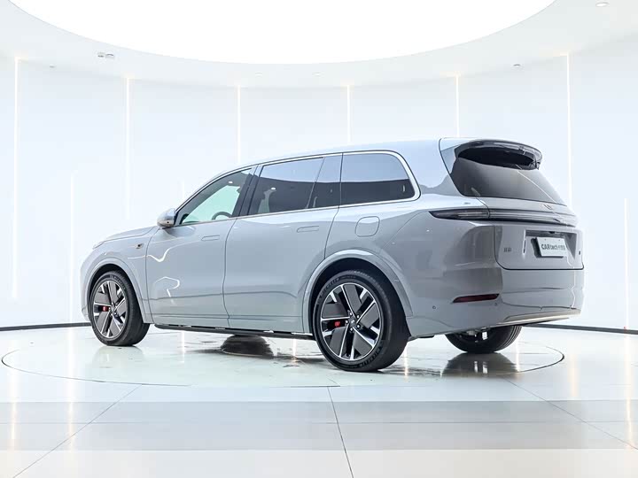 LiXiang L9 2025 2025款 Ultra 智能焕新版