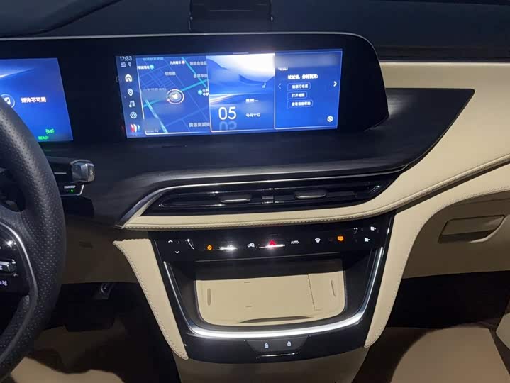 Buick GL8 Hybrid 2025 2025款 陆尚 尊享版 7座