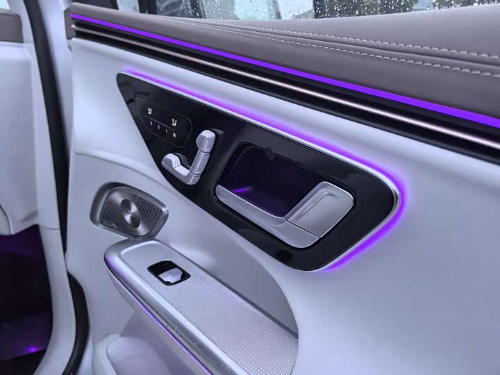 Mercedes-Benz EQE SUV 2023 2023款 350 4MATIC 豪华版