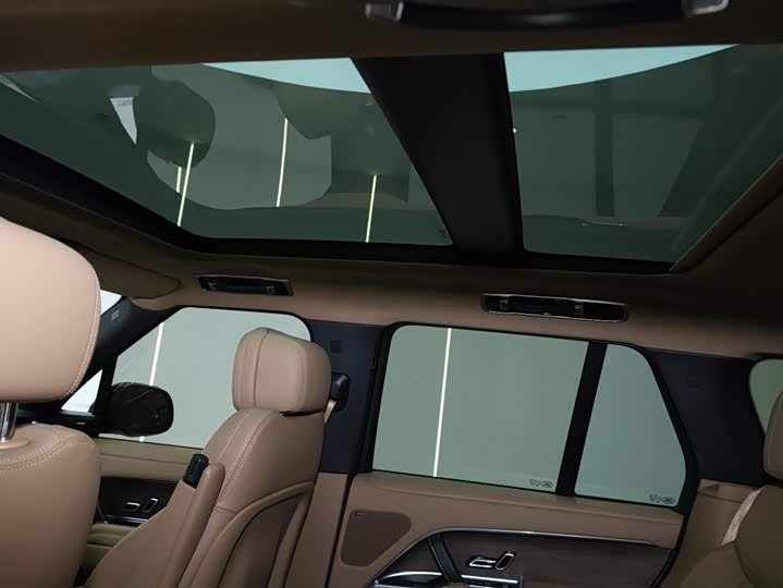 Land Rover Range Rover 2025 2025款 3.0 L6 360PS 盛世版