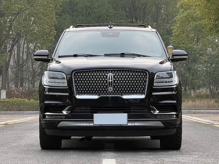 Lincoln Navigator 2022 2022款 3.5T 长轴总统版