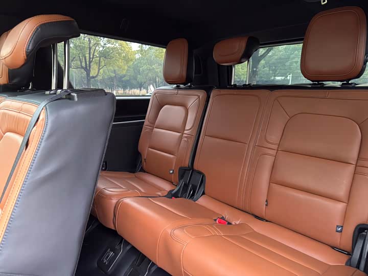 Lincoln Navigator 2022 2022款 3.5T 长轴总统版