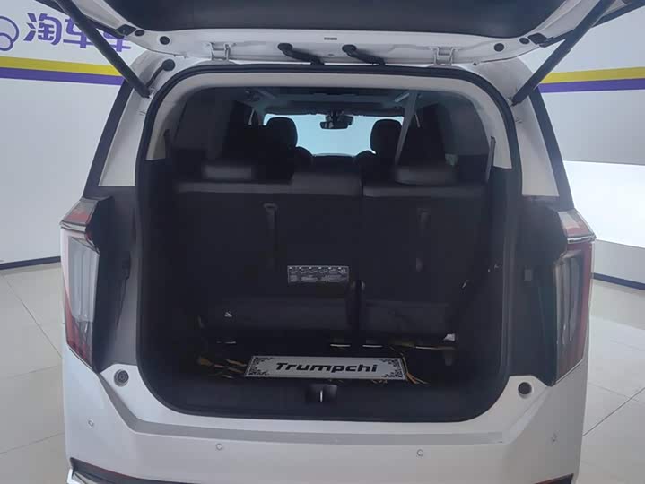 GAC Trumpchi M8 2024 2024款 大师系列 400T 至尊版