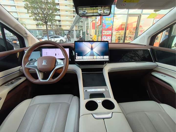 BYD Xia 2025 2025款 DM-i 1.5T 180km 卓越型