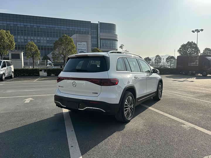 Mercedes-Benz EQB 2025 2025款 EQB 260