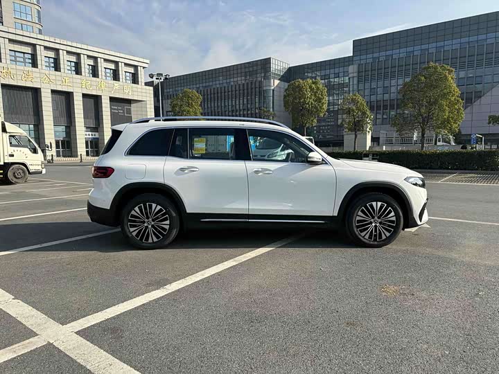 Mercedes-Benz EQB 2025 2025款 EQB 260