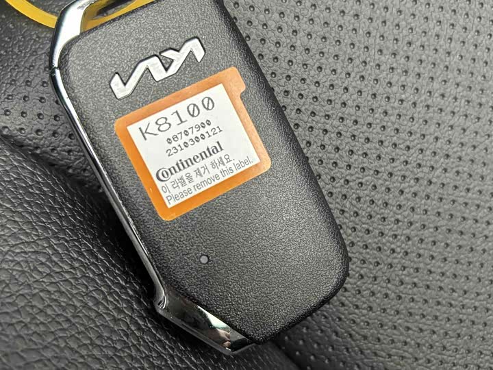 Kia KX1 2021 2021款 1.4L CVT天窗款