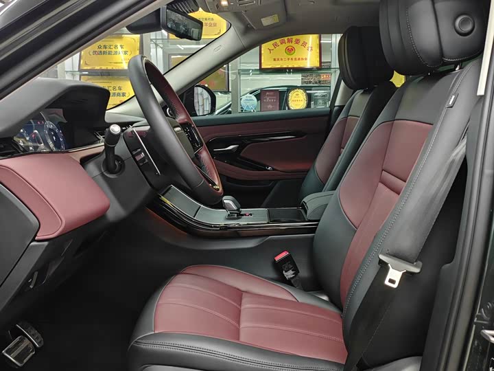 Land Rover Range Rover Evoque L 2024 2024款 揽胜极光L SE 驭光尊耀版