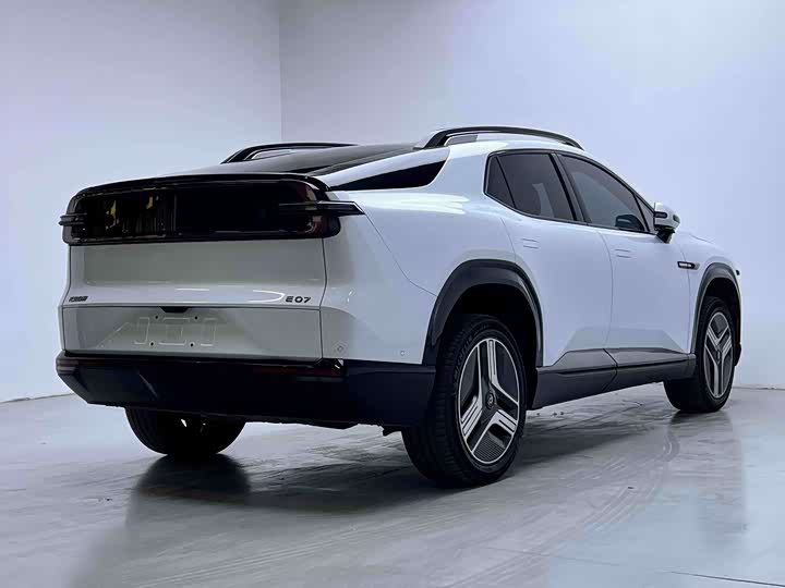 Changan Qiyuan (Nevo) E07 2025 2025款 纯电 四驱 90kWh Ultra高性能版