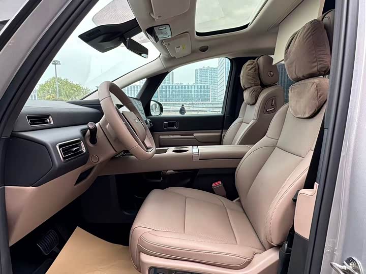 LiXiang Mega 2025 2025款 Home 家庭特别版