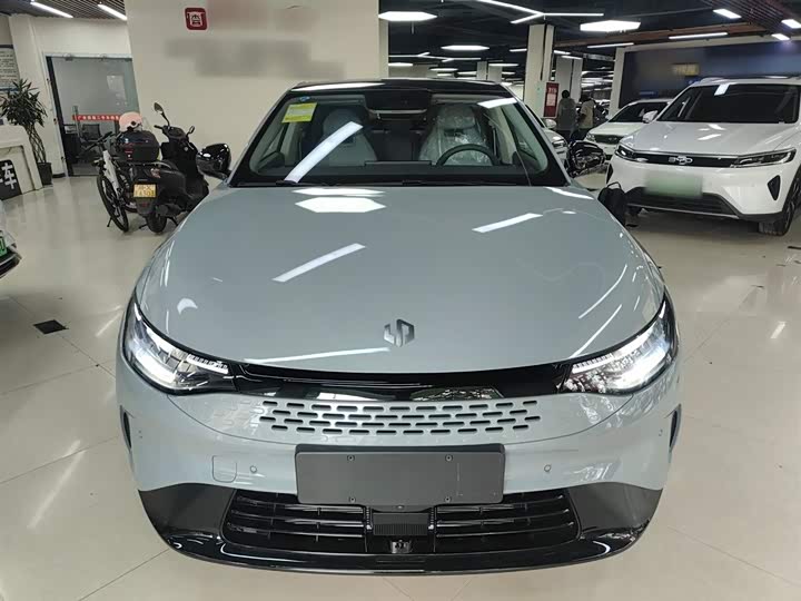 Leapmotor C01 2024 2024款 增程 216尊享版