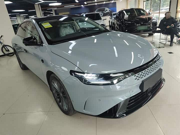 Leapmotor C01 2024 2024款 增程 216尊享版