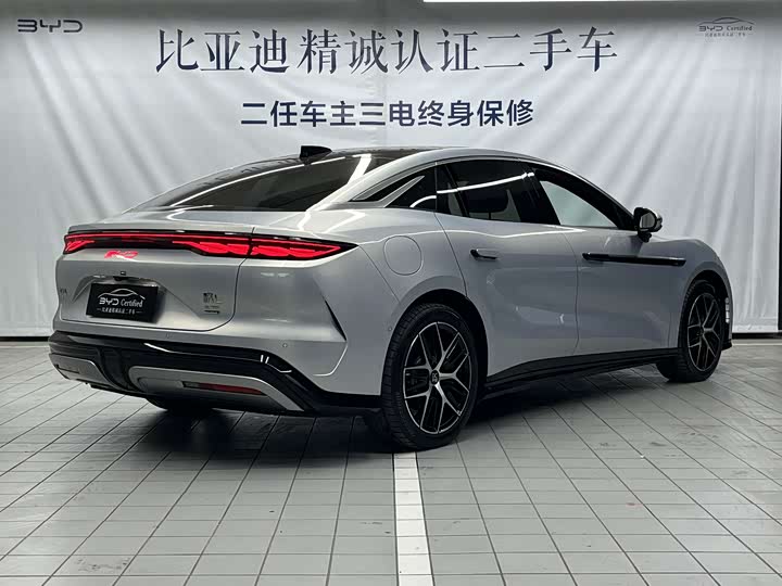 2025 BYD Han L