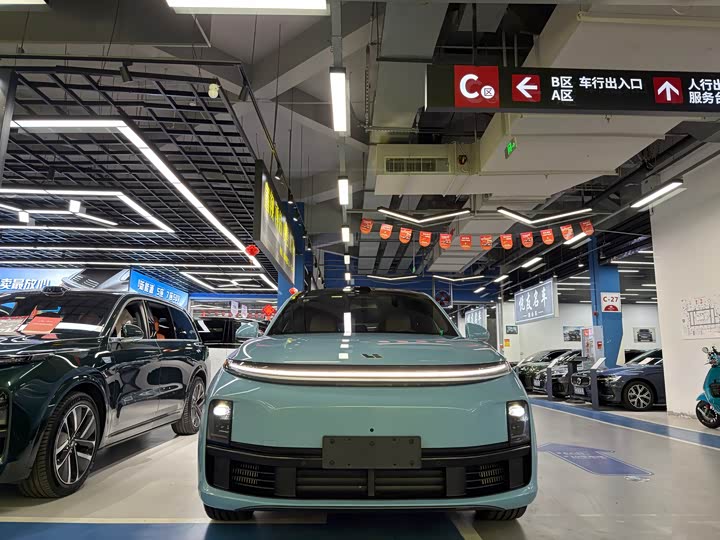 LiXiang L7 2025 2025款 Ultra 智能焕新版