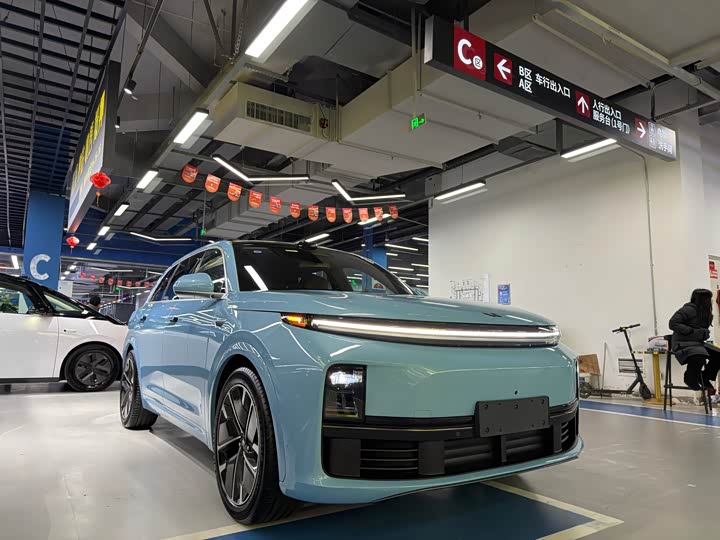 LiXiang L7 2025 2025款 Ultra 智能焕新版