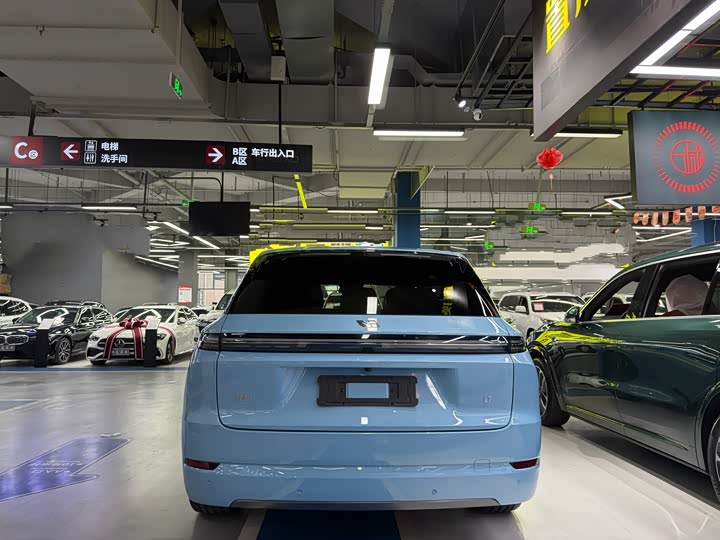 LiXiang L7 2025 2025款 Ultra 智能焕新版