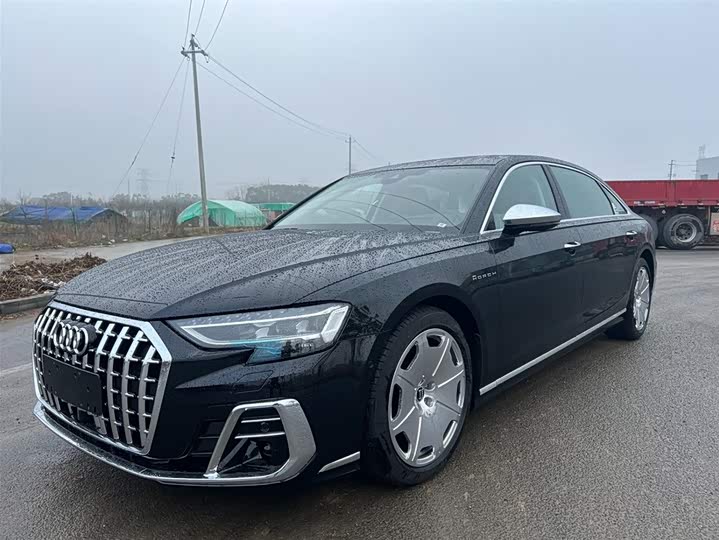 Audi A8 2025 2025款 A8L Horch创始人版 55TFSI