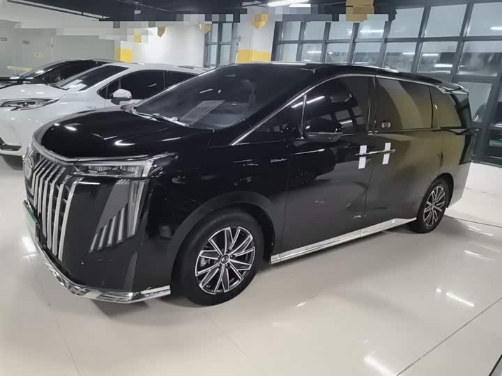 GAC Trumpchi M8 2024 2024款 大师系列 400T 至尊版