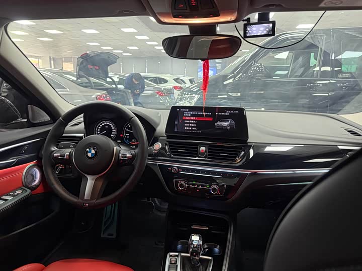 BMW 1 Series 2023 2023款 125i M运动曜夜版