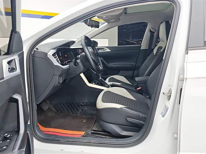 Volkswagen Polo 2023 2023款 Plus 1.5L 自动潮酷智尊版