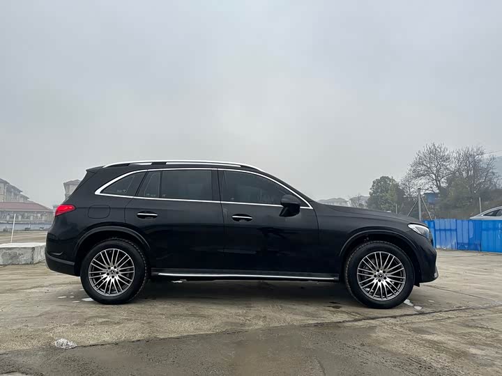 Mercedes-Benz GLC-Class 2025 2025款 GLC 300 L 4MATIC 动感型 5座