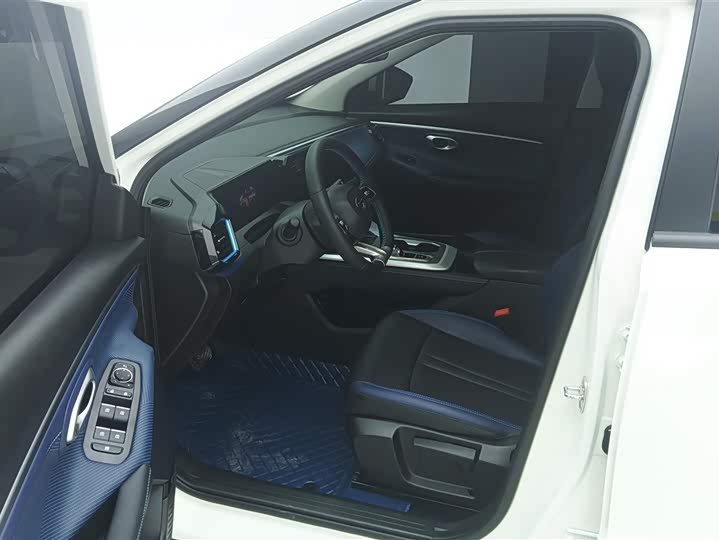 GAC Trumpchi GS3 2023 2023款 影速 270T 劲享版