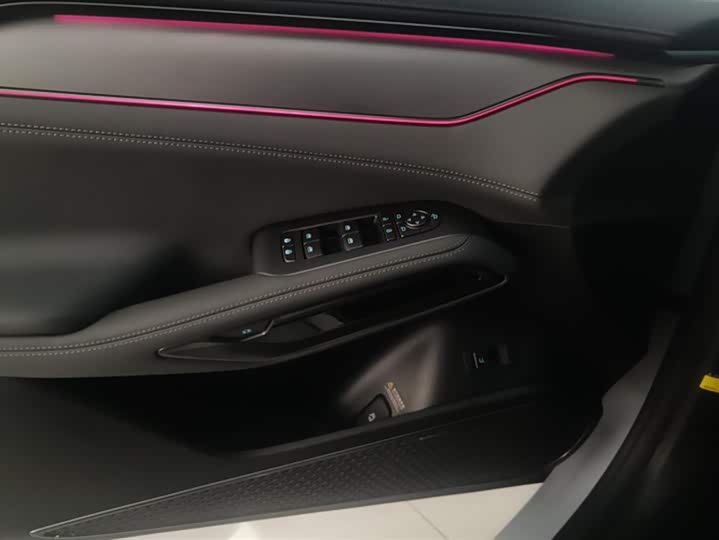 BYD Song L 2025 2025款 智驾版 662km 激光雷达卓越型