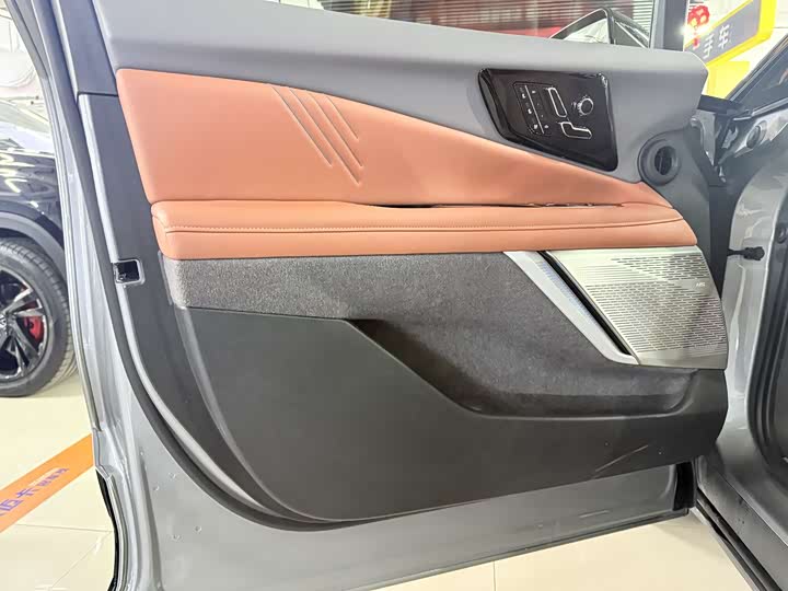 Cadillac Optiq 2024 2024款 四驱长续航版