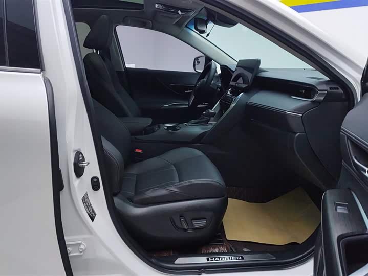 Toyota Harrier 2022 2022款 2.0L CVT两驱尊享版