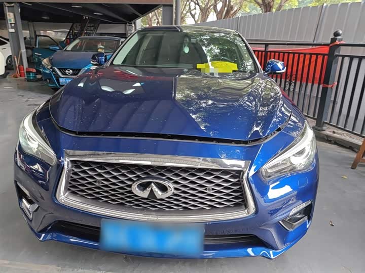 Infiniti Q50L 2018 2018款 2.0T 进享版 国VI