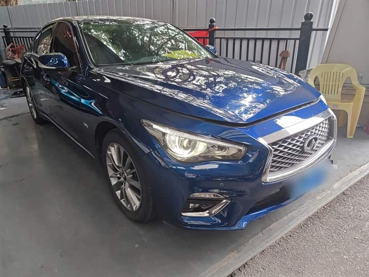 Infiniti Q50L 2018 2018款 2.0T 进享版 国VI
