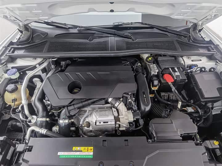 Citroen C5 X 2021 2021款 1.6T 享不凡