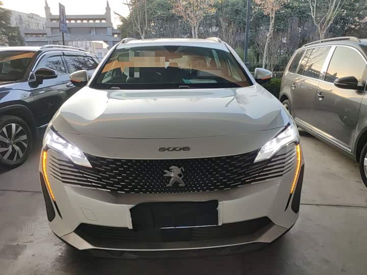 2021 Peugeot 5008