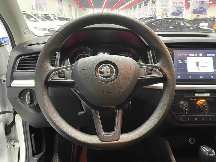 Skoda Kamiq 2023 2023款 改款 1.5L 自动舒享版