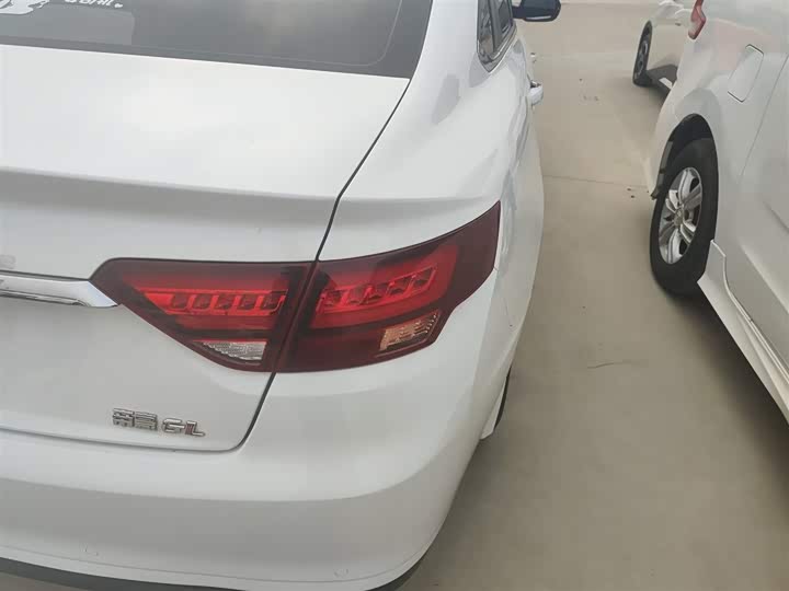 Geely Emgrand GL 2021 2021款 UP 1.4T CVT领尚型