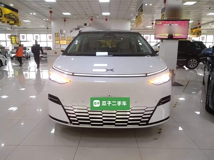 XPeng X9 2025 2025款 纯电 740超长续航 Max