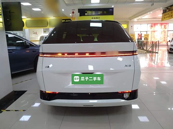 XPeng X9 2025 2025款 纯电 740超长续航 Max